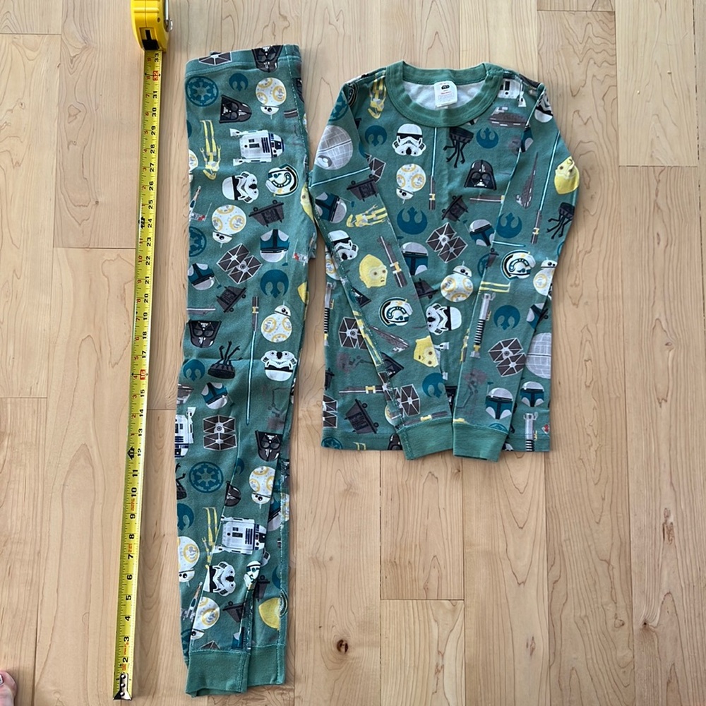 Like new Hanna Anderson Star Wars pajamas - kids size 10